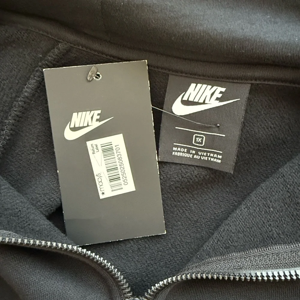 Nike One Dri-FIT Full-Zip Hoodie. Women’s. Black. Plus Size 1X. NWT.